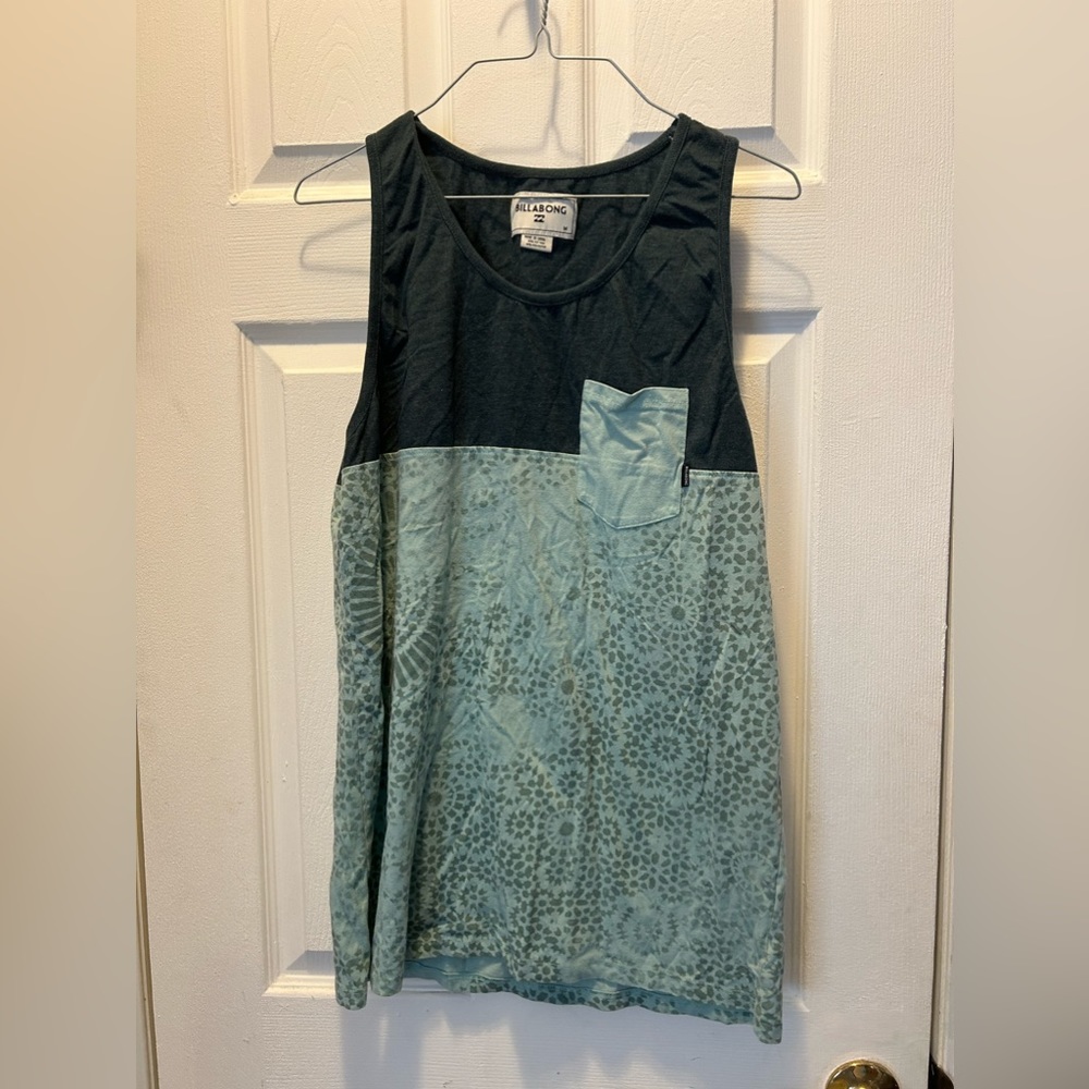 Billabong Men’s Black and Teal Two-Tone Pocket Tank